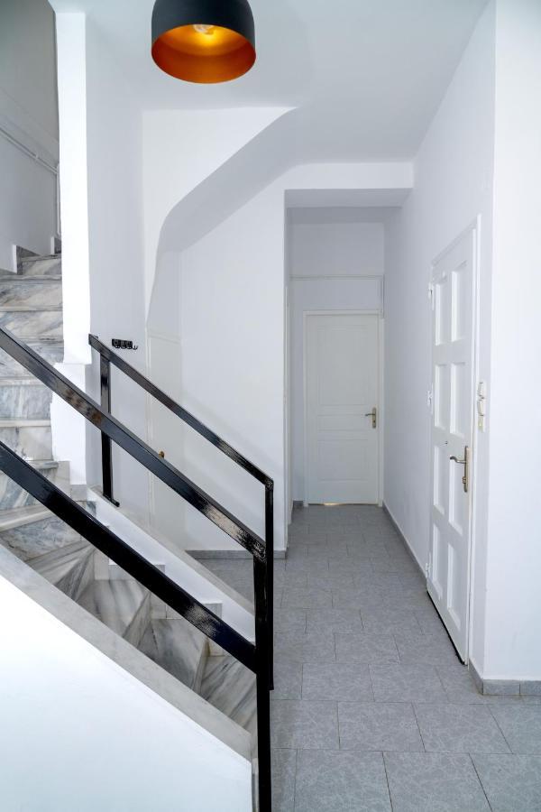 Inej Maisonette Ermoupoli Bagian luar foto